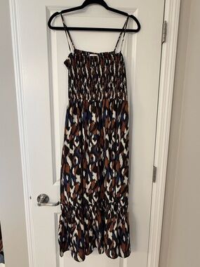 Evereve Navy, Brown & White Smocked Maxi Dress